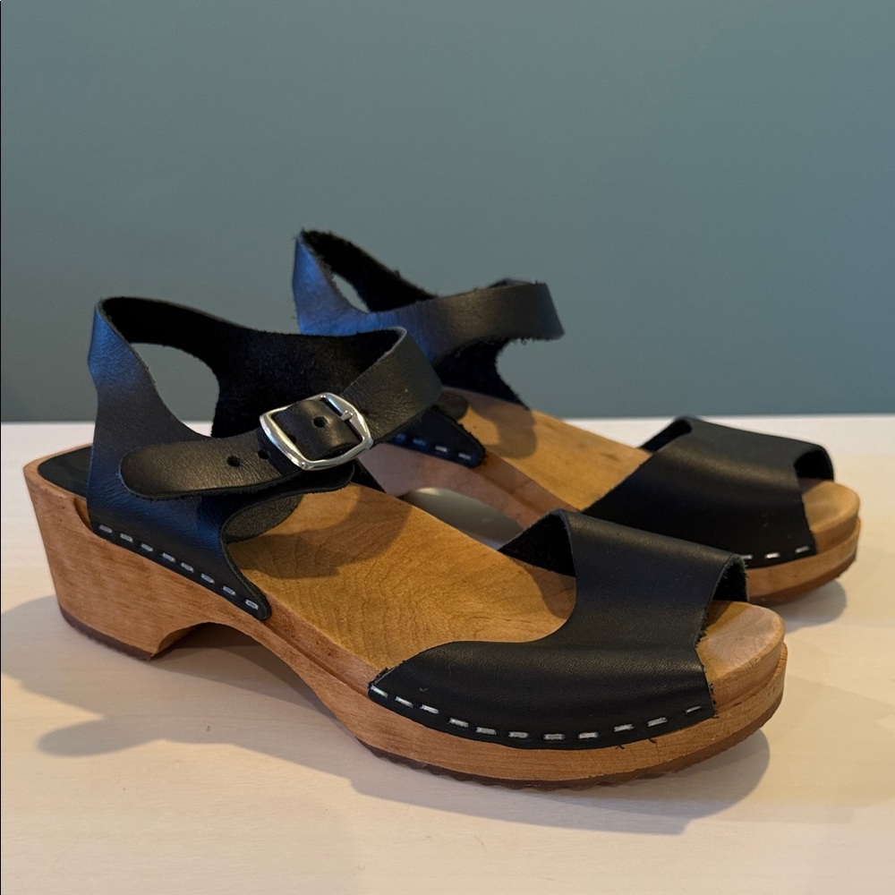 Stylish Mia Swedish Clogs